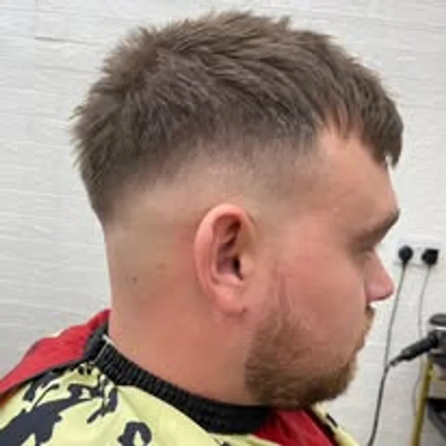 Textured crop with skin fade